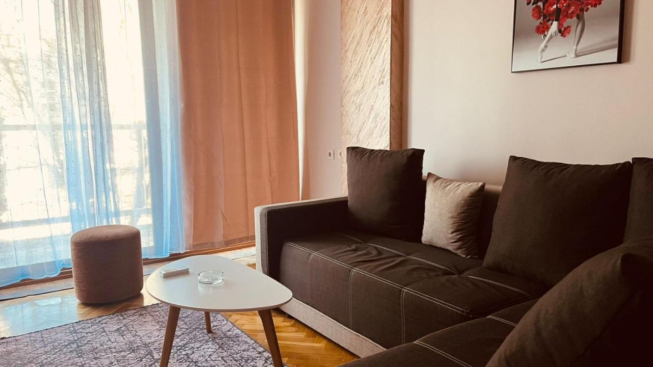 פודגוריצה Majdini Clock Tower Apartman מראה חיצוני תמונה